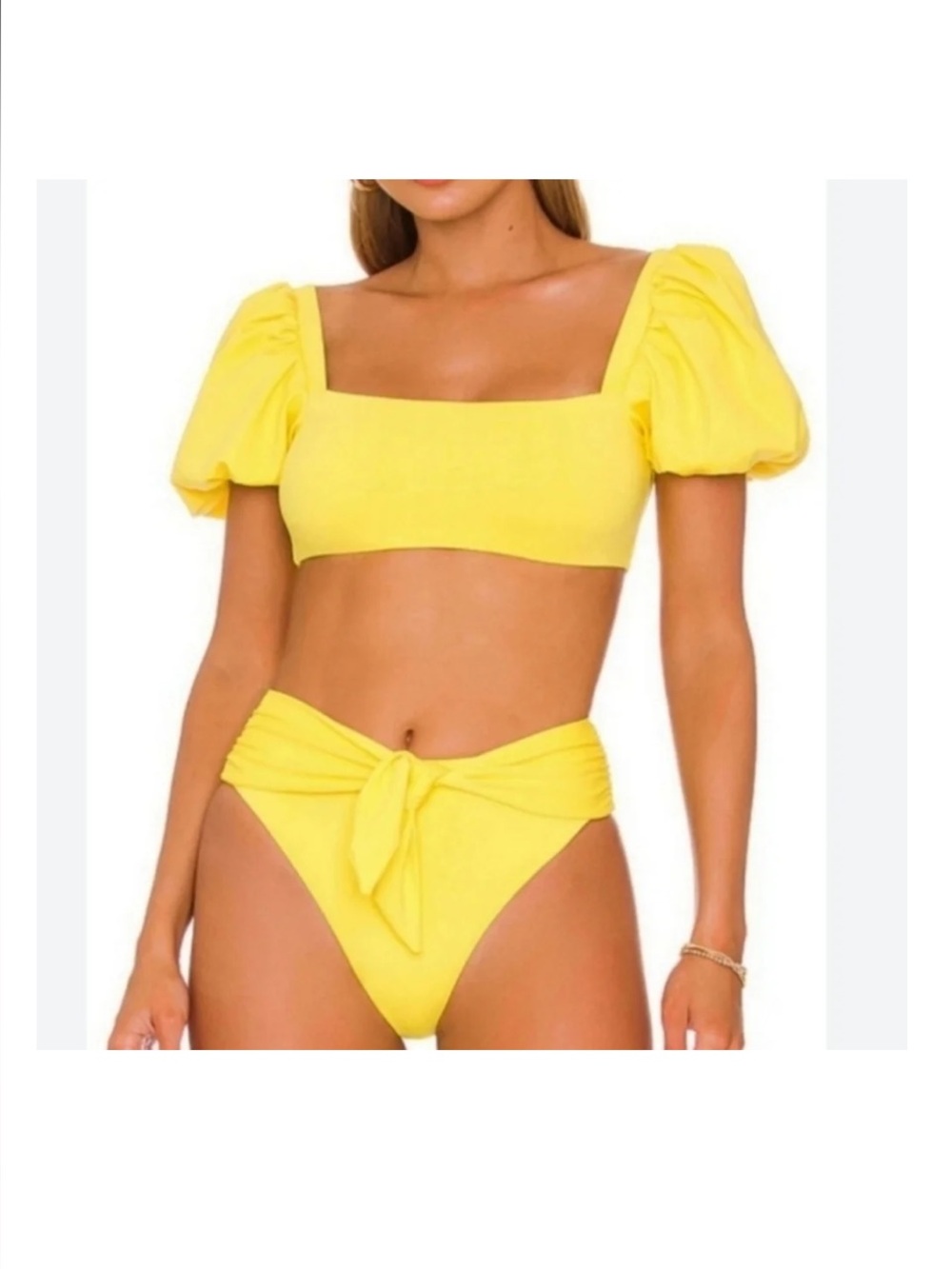 Calista Bikini Top in Yellow
AGUA BENDITA L